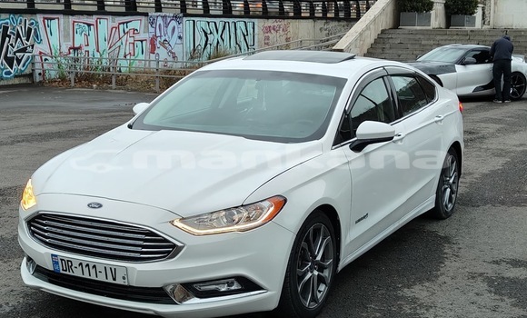 Buy Used Ford Fusion White Car in Tbilisi in Tbilisi