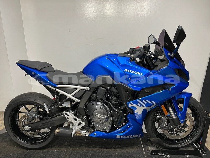 Big with watermark suzuki gsx abhasia bihvinta 8376