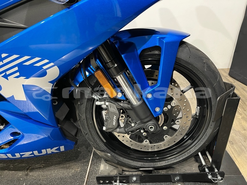 Big with watermark suzuki gsx abhasia bihvinta 8376