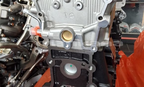 Buy Toyota Hilux 2.0 Engine in Tbilisi in Tbilisi Buy Toyota Hilux 2.0 Engine in Tbilisi in Tbilisi