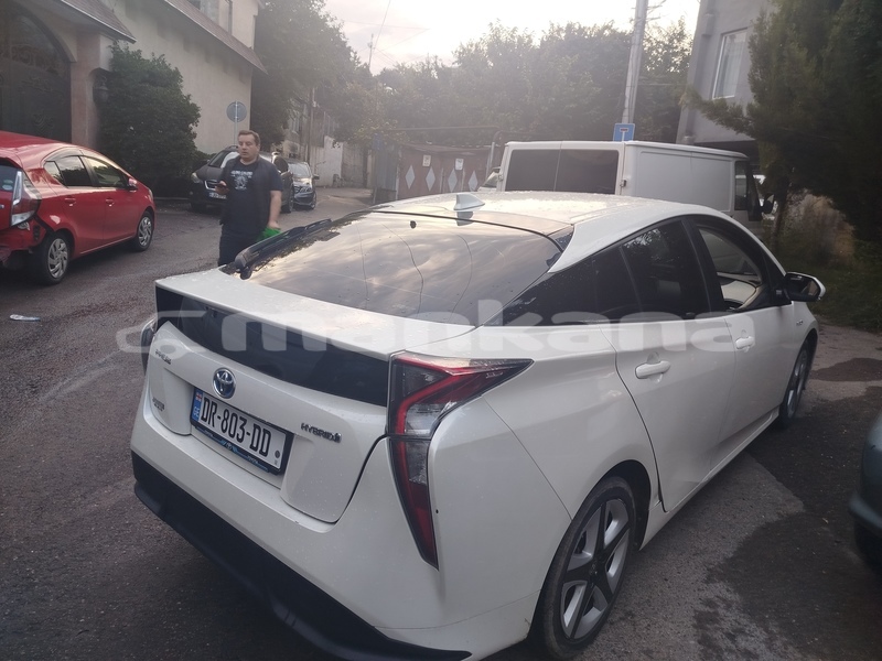 Big with watermark toyota prius tbilisi tbilisi 8474