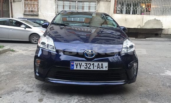Buy Used Toyota Prius Blue Car in Tbilisi in Tbilisi