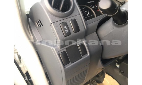 Buy Import Toyota Land Cruiser White Car in Import - Dubai in Abhasia Buy Import Toyota Land Cruiser White Car in Import - Dubai in Abhasia