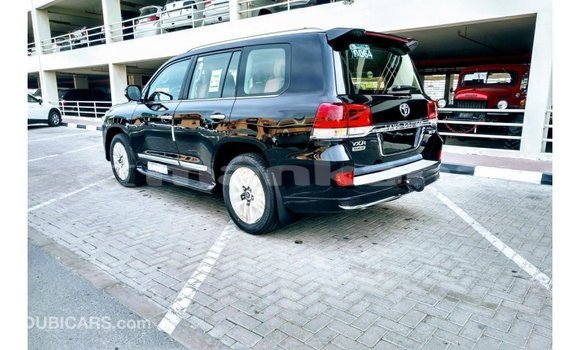 Buy Import Toyota Land Cruiser Black Car in Import - Dubai in Abhasia Buy Import Toyota Land Cruiser Black Car in Import - Dubai in Abhasia