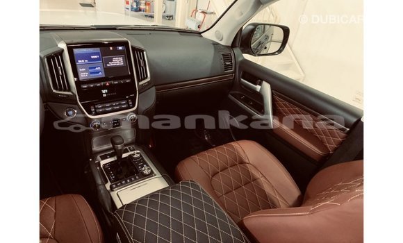 Buy Import Toyota Land Cruiser Black Car in Import - Dubai in Abhasia Buy Import Toyota Land Cruiser Black Car in Import - Dubai in Abhasia