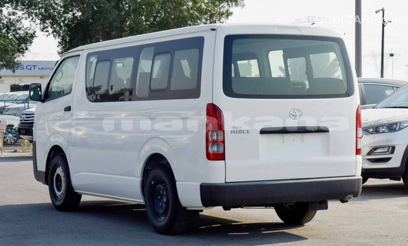 Buy Import Toyota Hiace White Car in Import - Dubai in Abhasia Buy Import Toyota Hiace White Car in Import - Dubai in Abhasia