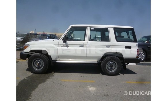 Buy Import Toyota Land Cruiser White Car in Import - Dubai in Abhasia Buy Import Toyota Land Cruiser White Car in Import - Dubai in Abhasia