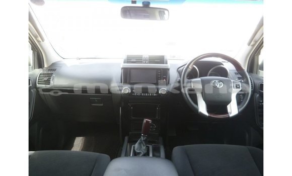 Buy Import Toyota Prado White Car in Import - Dubai in Abhasia Buy Import Toyota Prado White Car in Import - Dubai in Abhasia