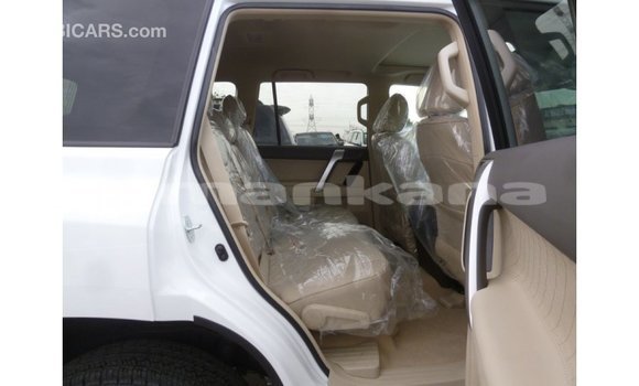Buy Import Toyota Prado White Car in Import - Dubai in Abhasia Buy Import Toyota Prado White Car in Import - Dubai in Abhasia