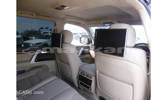 Buy Import Toyota Land Cruiser Black Car in Import - Dubai in Abhasia Buy Import Toyota Land Cruiser Black Car in Import - Dubai in Abhasia