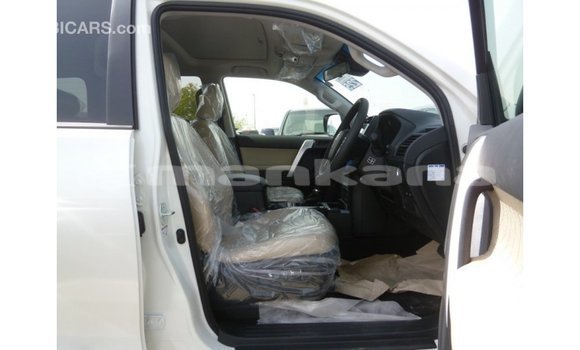 Buy Import Toyota Prado White Car in Import - Dubai in Abhasia Buy Import Toyota Prado White Car in Import - Dubai in Abhasia