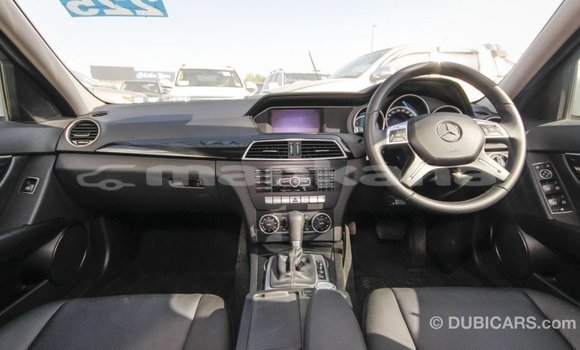 Buy Import Mercedes-Benz 200 White Car in Import - Dubai in Abhasia Buy Import Mercedes-Benz 200 White Car in Import - Dubai in Abhasia