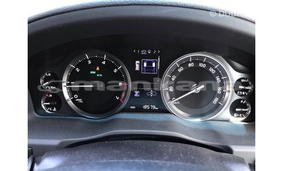 Buy Import Toyota Land Cruiser White Car in Import - Dubai in Abhasia Buy Import Toyota Land Cruiser White Car in Import - Dubai in Abhasia