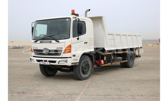 Buy Import Hino 300 Series White Truck in Import - Dubai in Abhasia