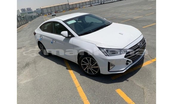 Buy Import Hyundai Elantra White Car in Import - Dubai in Abhasia Buy Import Hyundai Elantra White Car in Import - Dubai in Abhasia