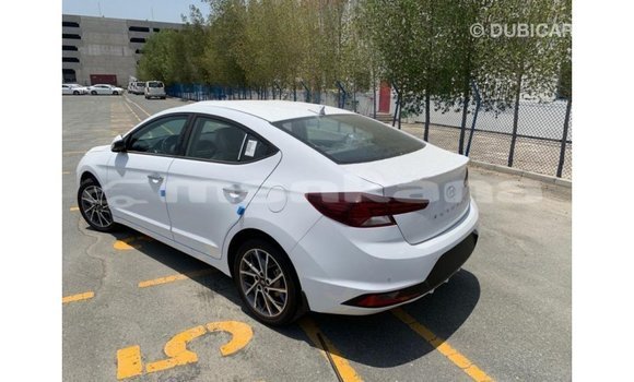 Buy Import Hyundai Elantra White Car in Import - Dubai in Abhasia Buy Import Hyundai Elantra White Car in Import - Dubai in Abhasia