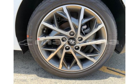 Buy Import Hyundai Elantra White Car in Import - Dubai in Abhasia Buy Import Hyundai Elantra White Car in Import - Dubai in Abhasia