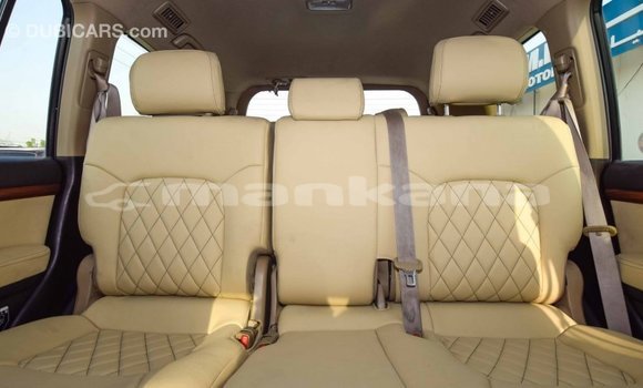 Buy Import Toyota Land Cruiser White Car in Import - Dubai in Abhasia Buy Import Toyota Land Cruiser White Car in Import - Dubai in Abhasia