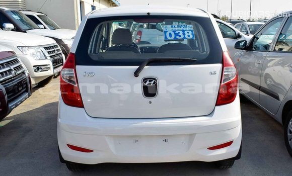Buy Import Hyundai i10 White Car in Import - Dubai in Abhasia Buy Import Hyundai i10 White Car in Import - Dubai in Abhasia