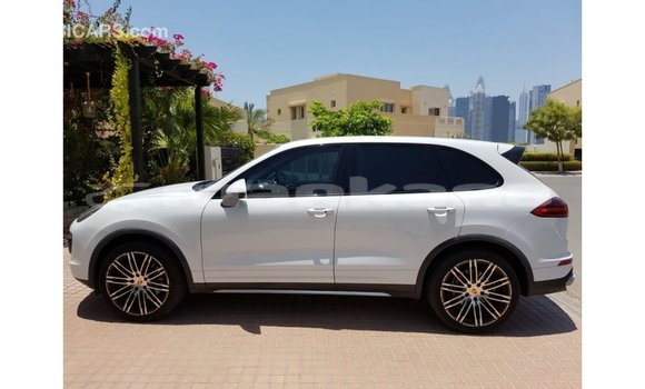 Buy Import Porsche Cayenne White Car in Import - Dubai in Abhasia Buy Import Porsche Cayenne White Car in Import - Dubai in Abhasia