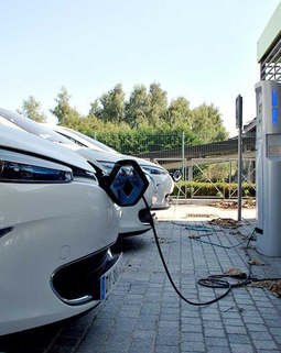 Thumb electric vehic